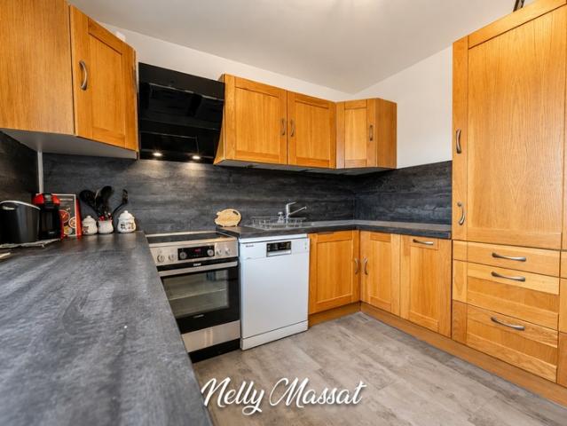 Appartement à vendre 2 pièces LA RAVOIRE 73 avec garage, balcon avec vue dégagée