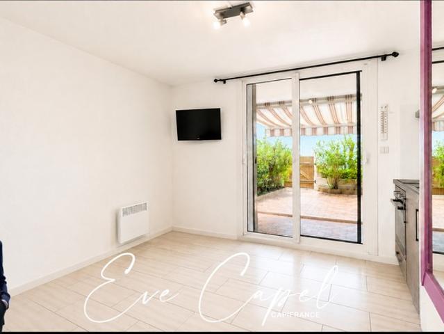 Appartement à vendre 2 pièces LE CAP D'AGDE 34, rez de jardin Studio cabine avec parking privatif, quartier Saint Martin