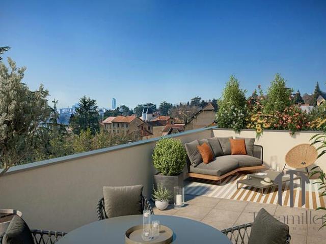 BEAU T3 DE 66M2 AVEC TERRASSE DE 10M2