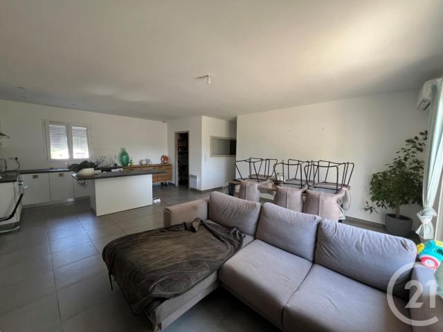 Appartement lumineux avec jardin à Prunete, accès plage rapide
