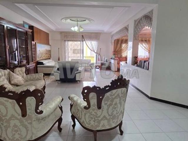 Appartement à vendre 359 m² à Hay Riad