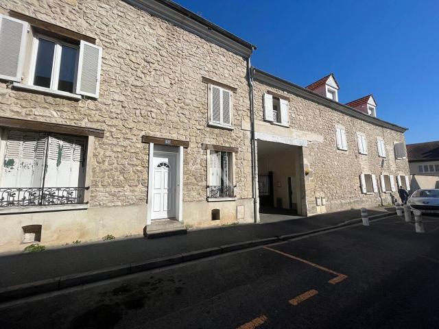 3 PIECES PROCHE GARE