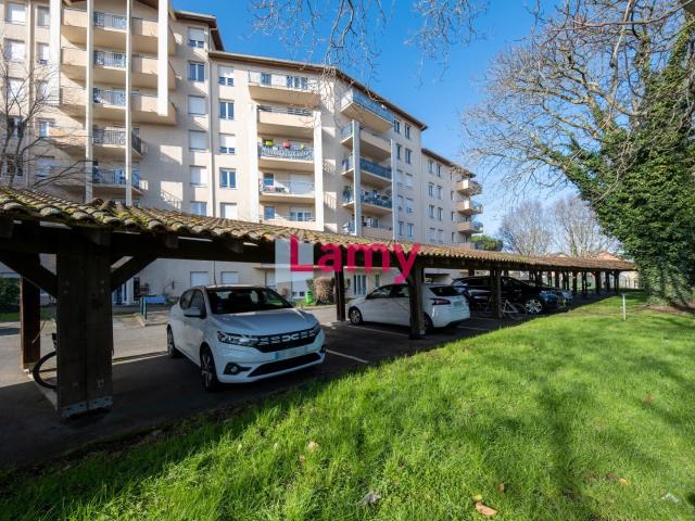 Parking + Appartement