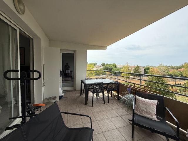 Appartement à vendre 3 pièces, terrasse ALES 30