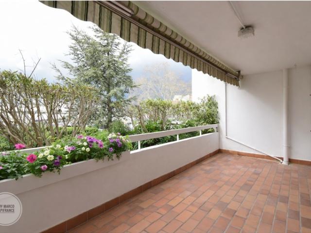 Appartement à vendre 3 pièces AIX EN PROVENCE 13