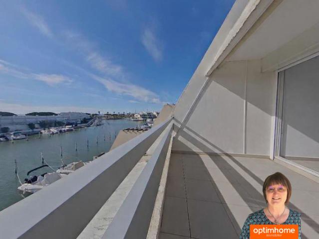 Marina à vendre 3 pièces appontement et parking LE GRAU DU ROI 30 PORT CAMARGUE
