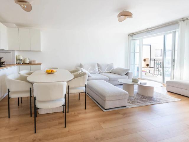 Appartement à vendre 3 pièces avec balcon et parking en sous sol CHELLES 77