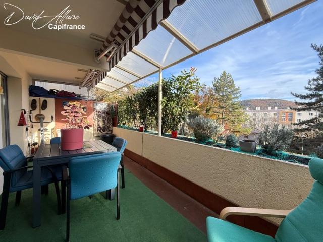 Appartement à vendre 3 pièces avec terrasse GAP 05