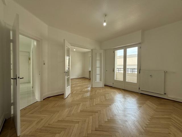 Appartement à vendre 3 pièces, deux balcons, STRASBOURG 67