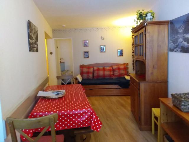 Appartement à vendre T3 en résidence 3 pièces LA MONGIE 65 avec Balcon cellier et Parking intérieur