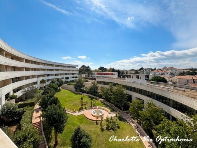 Appartement à vendre T5 pièces MONTPELLIER Croix d'Argent