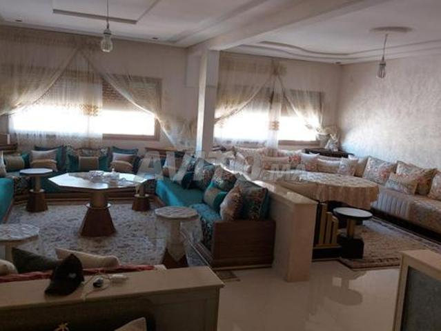 Appartement à vendre à Meknès, excellent emplacement avec deux façades