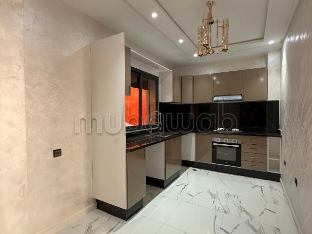 Appartement à vendre à Mehdia. 2 chambres. Jardin