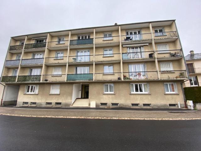 Appartement à vendre à Arpajon sur Cère 15130