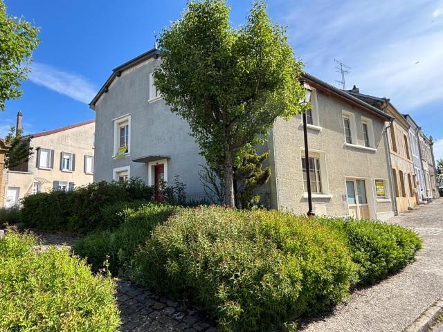 Appartement à vendre à Bazeilles 08140