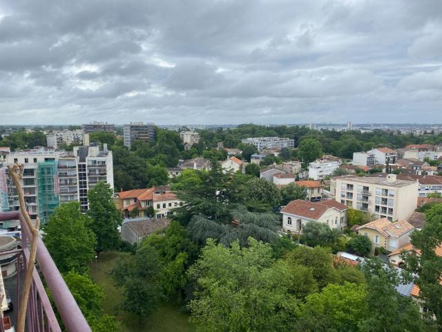 Appartement à vendre à Bordeaux 33000