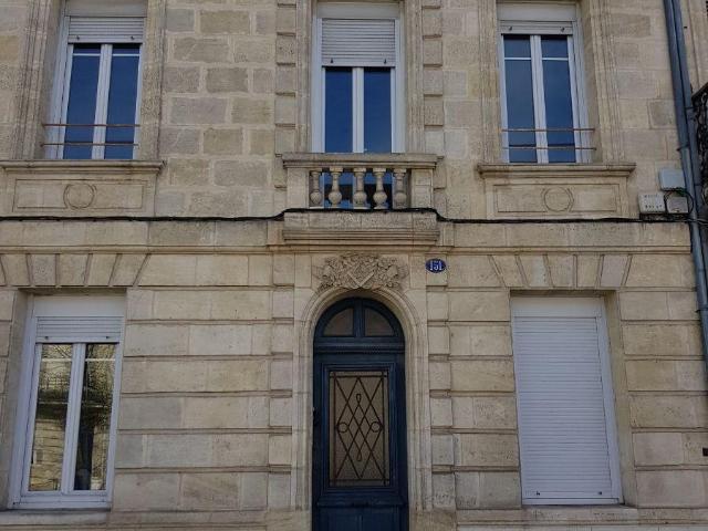 Appartement à vendre à Bordeaux 33000