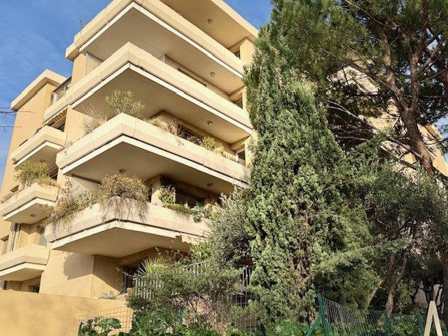 Appartement A Vendre A Carpentras 76m² Carpentras