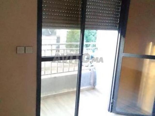 Appartement à vendre à Deroua, lotissement Rabha, deux façades
