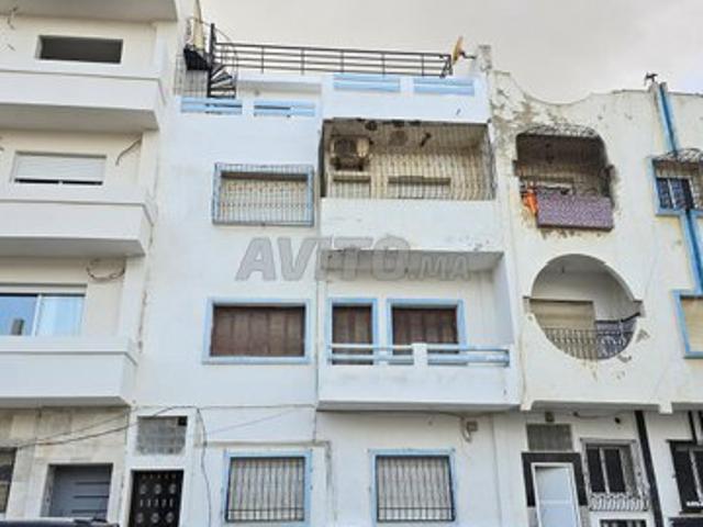 Appartement à vendre à 100 m de la plage à Martil
