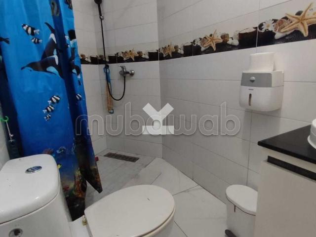 Appartement à Vendre de 121.0 m² à Casablanca, Belvedere Roches Noires
