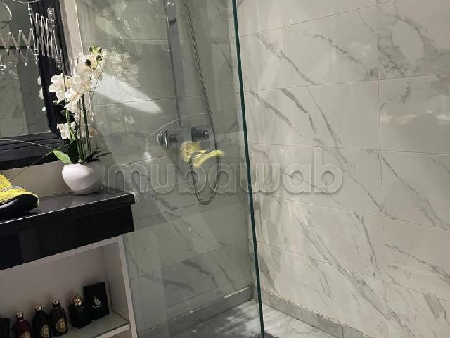 Appartement à Vendre de 186.0 m² à Casablanca, Hopitaux