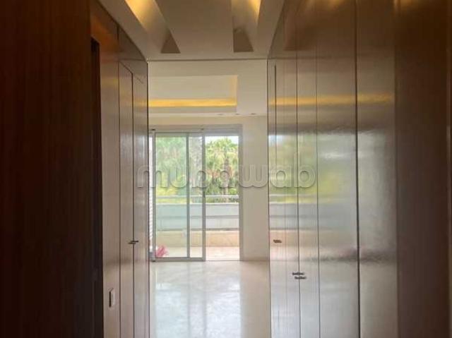Appartement à Vendre de 226.0 m² à Casablanca, Sindibad