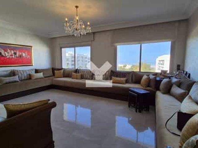 Appartement à Vendre de 242.0 m² à Casablanca, Ain Diab