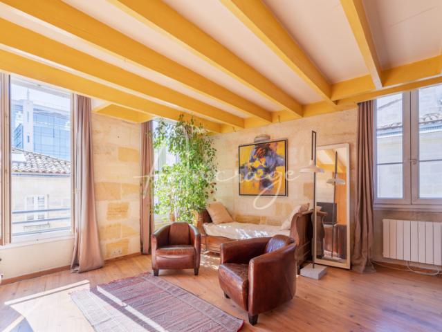 Appartement à vendre dernier étage 4 pièces à Bordeaux