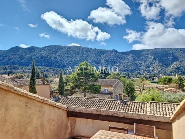 APPARTEMENT À VENDRE EN DUPLEX AVEC VUE LUBERON