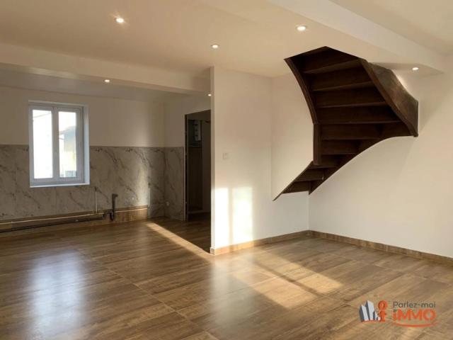 Exclusif T4 idéalement placé 64 m2 3 chambres 270 000