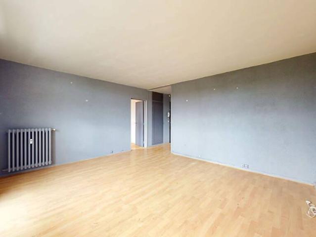 Appartement à vendre Le Pecq 3 pièces avec balcon et parking