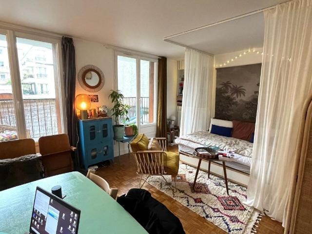 Appartement À Vendre M° ST MANDE