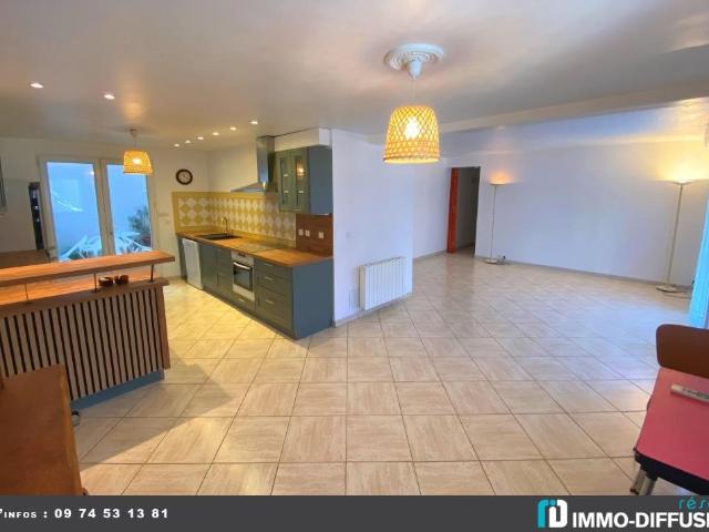 4 Pièces + Studio grande cabine + Garage CV