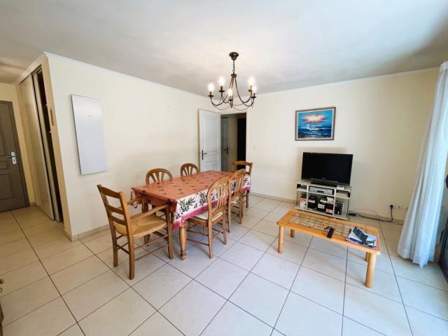 APPARTEMENT T3 AVEC GARAGE