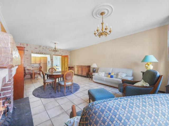 Appartement à vendre pour 142000 euro avec 1 chambres à coucher