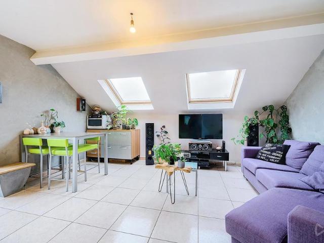 Appartement à vendre pour 120000 euro avec 1 chambres à coucher