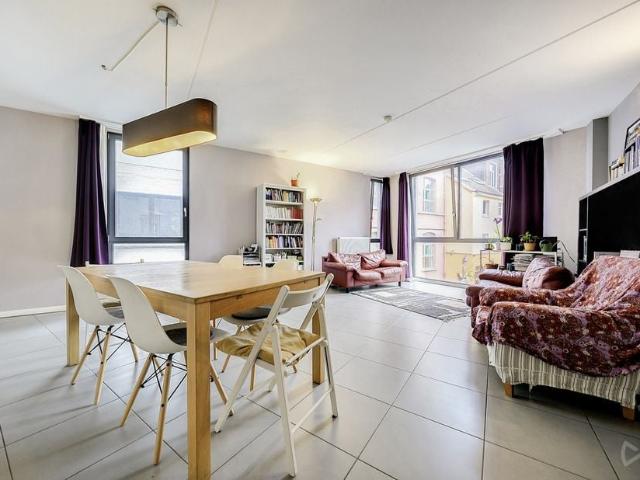 Appartement à vendre pour 270000 euro avec 1 chambres à coucher
