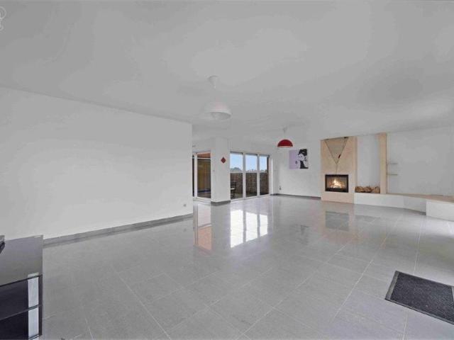 Appartement à vendre pour 285000 euro avec 4 chambres à coucher
