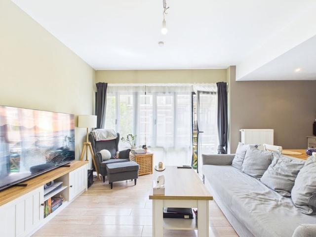 Appartement à vendre pour 215000 euro avec 1 chambres à coucher