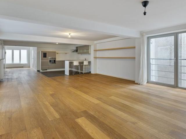 Appartement à vendre pour 349000 euro avec 2 chambres à coucher