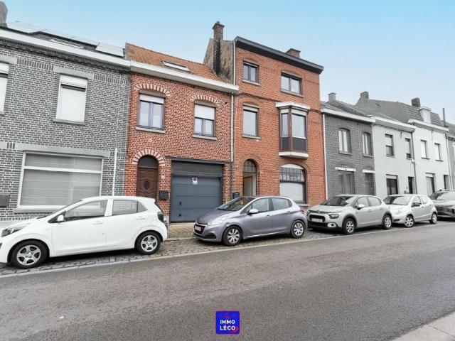 Immeuble d'appartements à vendre pour 359000 euro avec 5 chambres à coucher