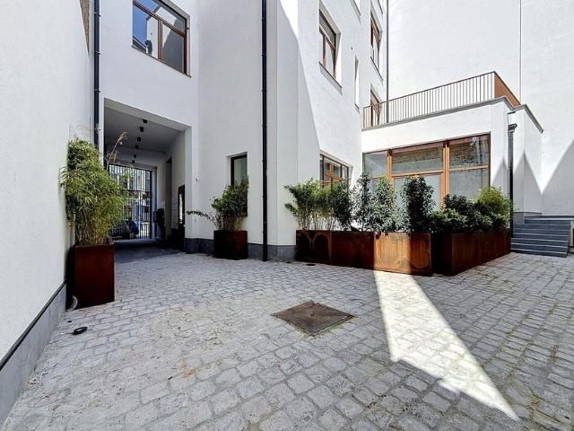 Appartement à vendre pour 425000 euro avec 1 chambres à coucher