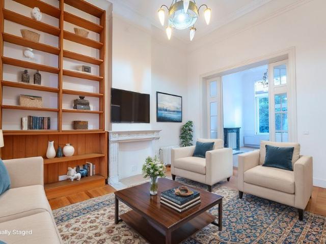 Appartement à vendre pour 430000 euro avec 1 chambres à coucher