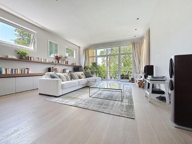 Appartement à vendre pour 695000 euro avec 2 chambres à coucher