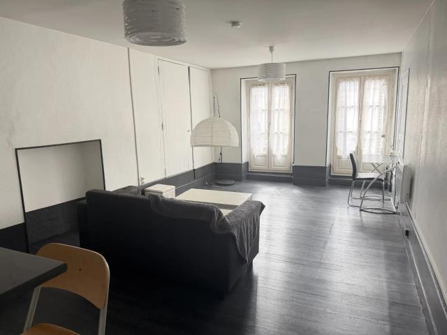 Appartement a vendre quartier république
