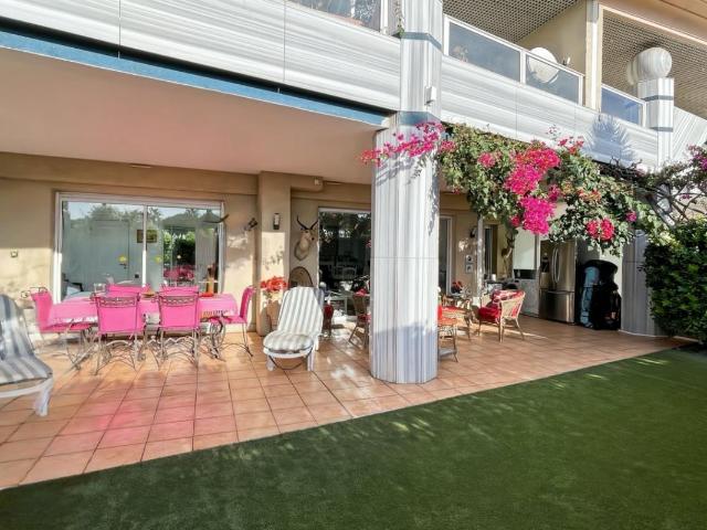 Appartement a vendre rez de jardin Golfe Juan