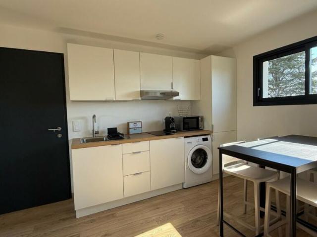 Appartement à Versonnex à 1400fr
