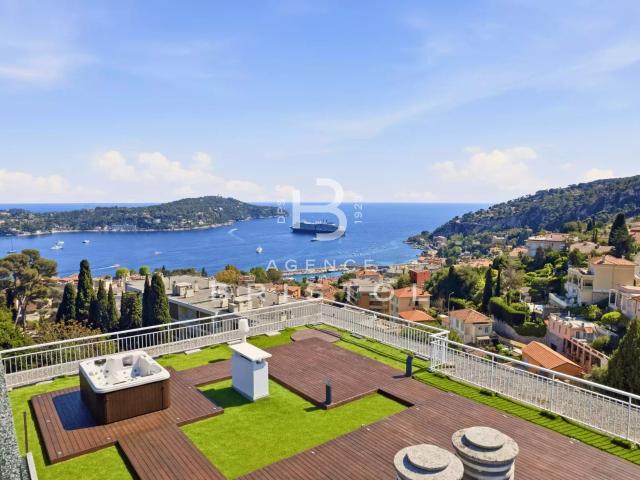 Appartement à Villefranche sur Mer Dernier Etage 134m² Villefranche sur Mer