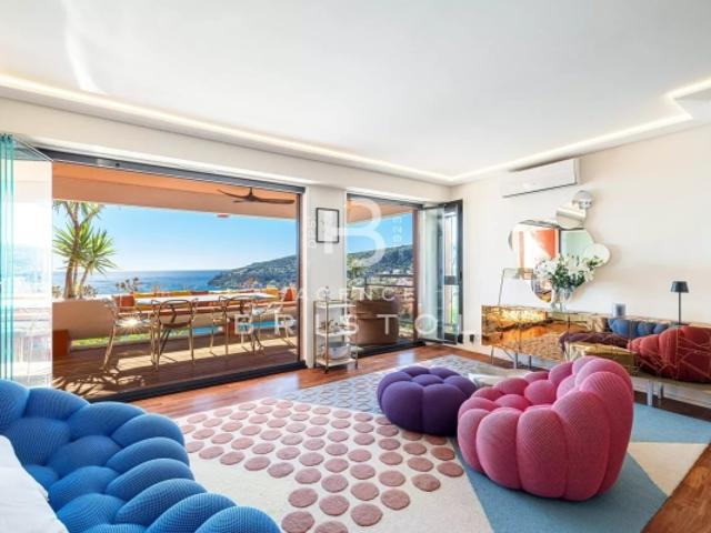 Appartement à Villefranche sur Mer Vue Mer Panoramique